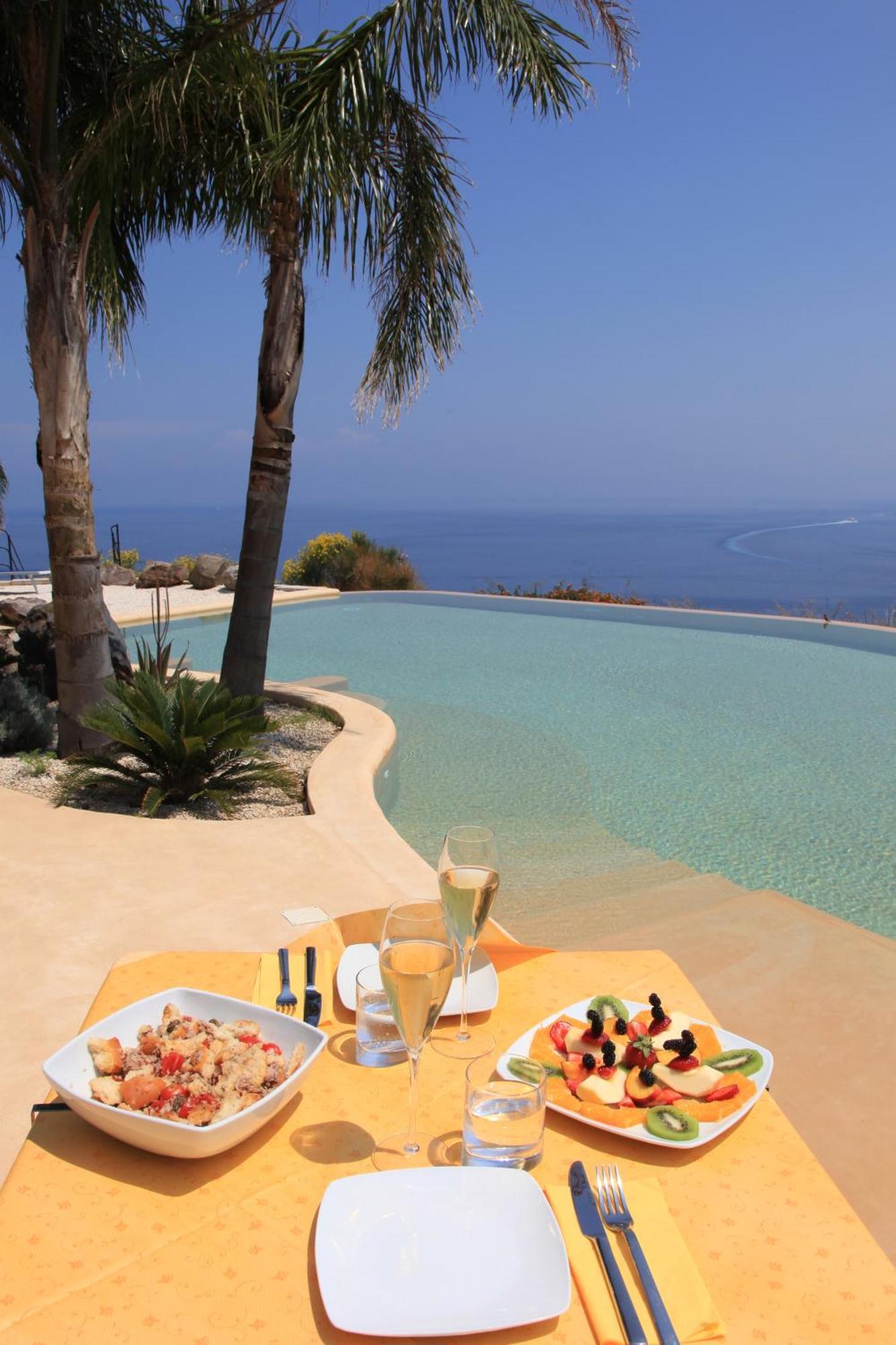 Hotel Villa Enrica - Aeolian Charme Città di Lipari Esterno foto