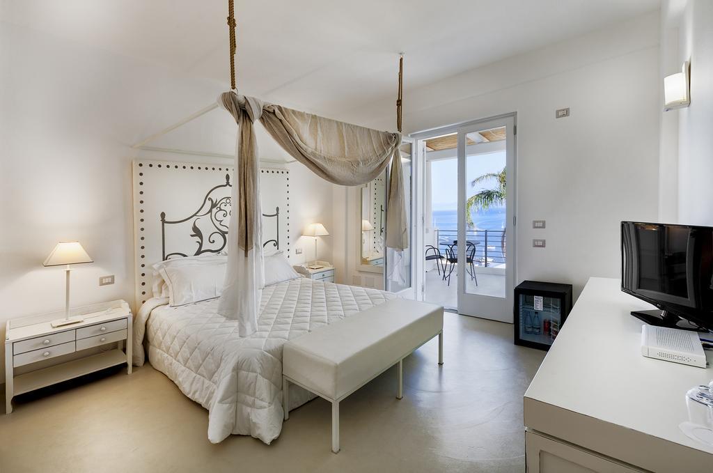 Hotel Villa Enrica - Aeolian Charme Città di Lipari Esterno foto