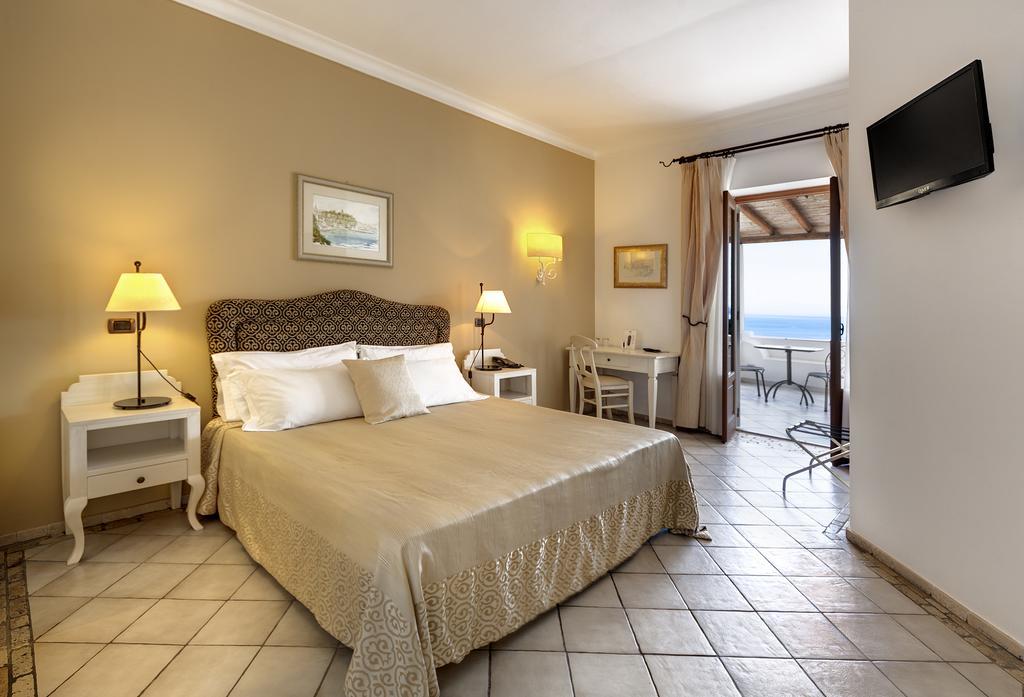 Hotel Villa Enrica - Aeolian Charme Città di Lipari Esterno foto