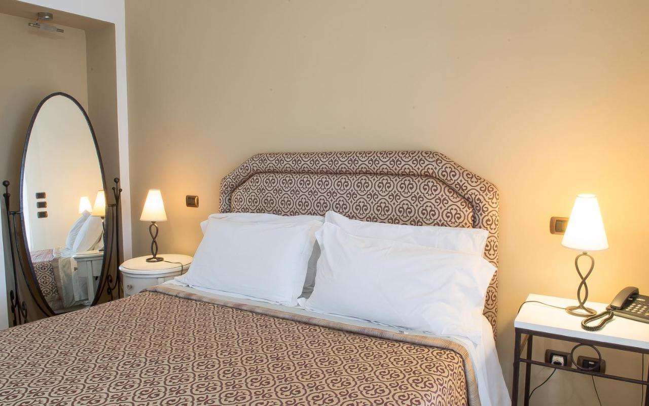 Hotel Villa Enrica - Aeolian Charme Città di Lipari Esterno foto